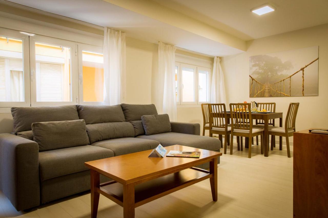Holidays2Malaga Beatas & Balcon Экстерьер фото